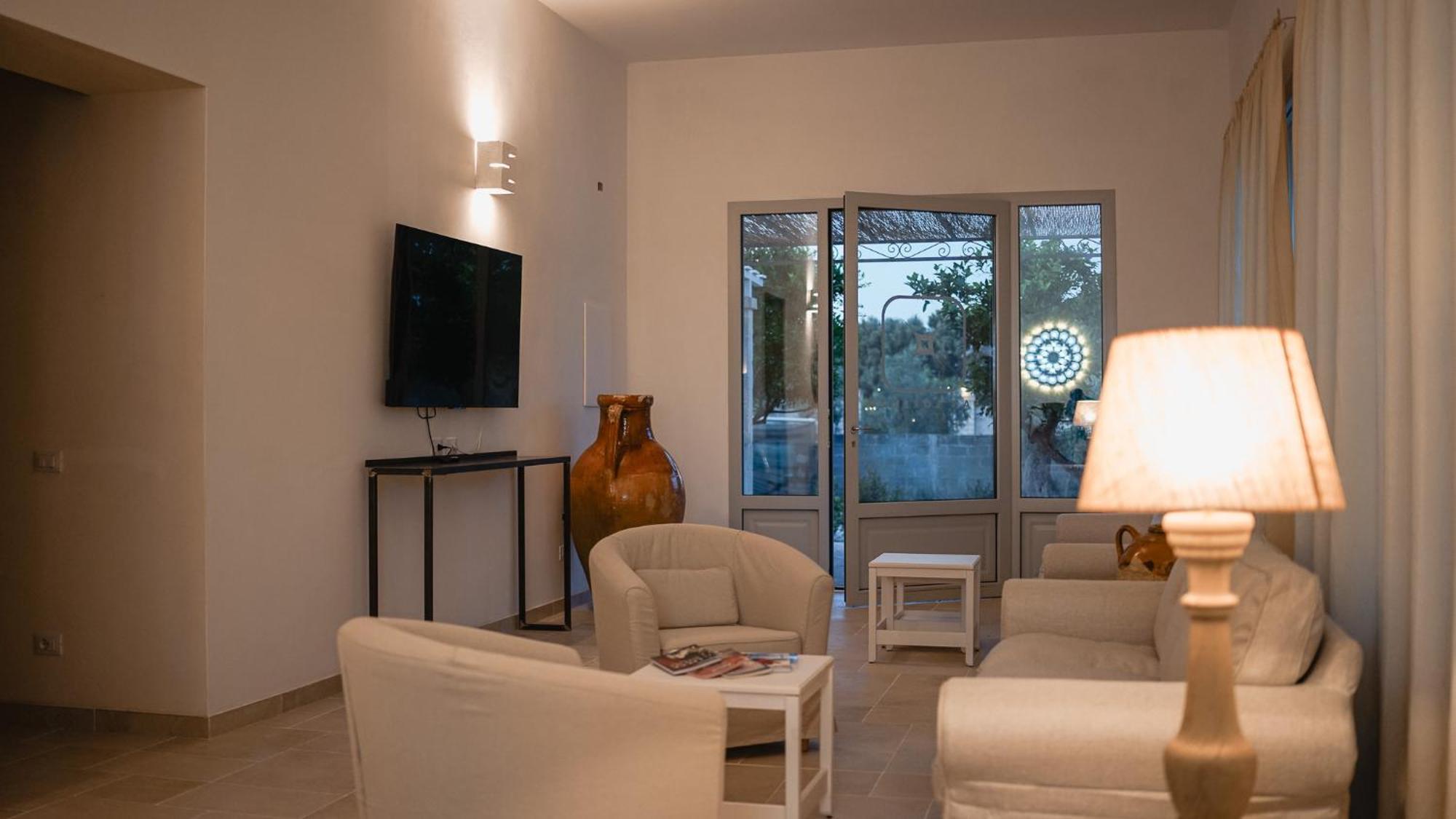 San Lorenzo Camere&Suites Lizzanello Extérieur photo